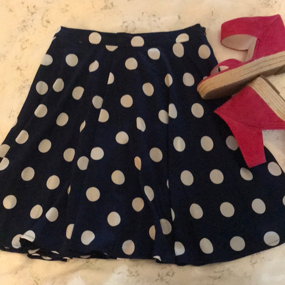 Stitch Fix Pixley navy polka dot skirt M